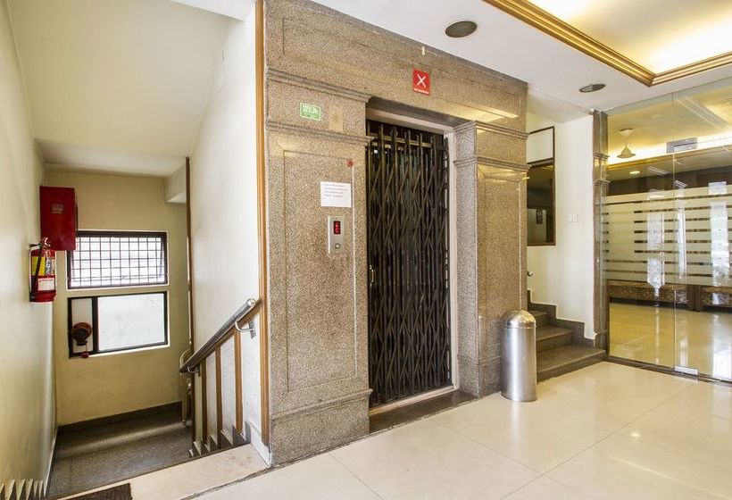 Hotel Oyo Rooms Sr Nagar Extension 19