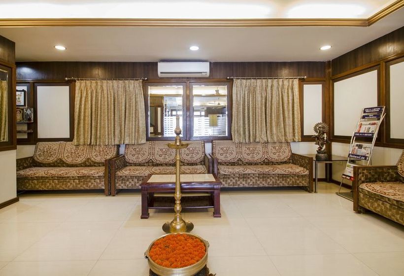 Hotel Oyo Rooms Sr Nagar Extension 6