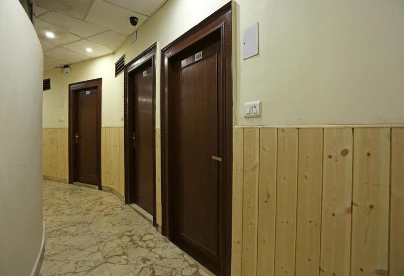 Hotel Oyo Rooms Opp Picture Palace 6