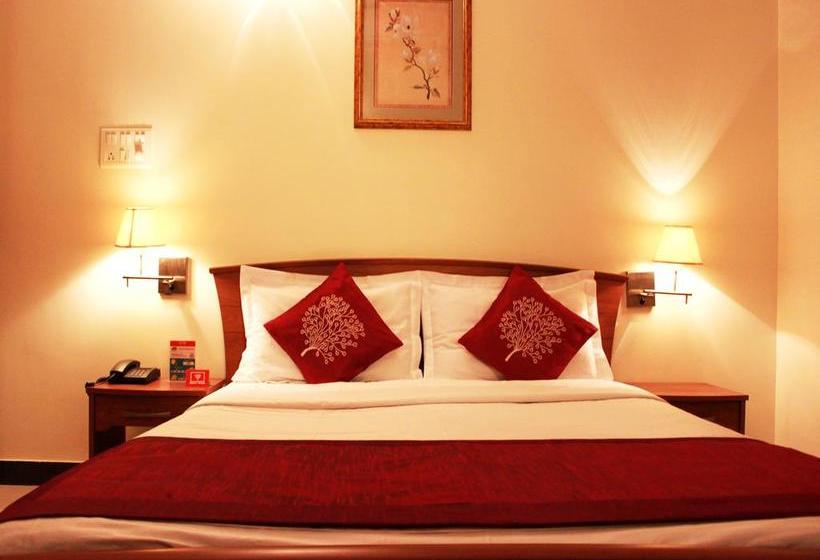 Hotel Oyo Rooms Indiranagar 19th Main 8