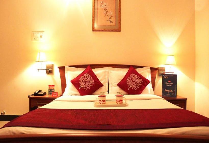 Hotel Oyo Rooms Indiranagar 19th Main 9
