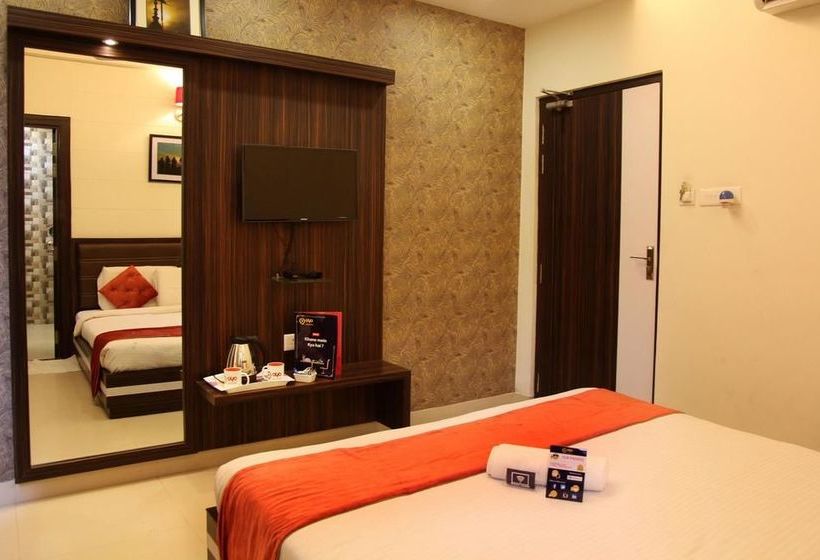 Hotel Oyo Premium Near Sankat Mochan Mandir 6