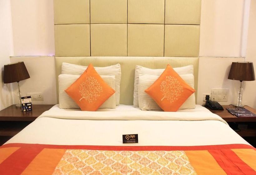 Hotel Oyo Premium Neelam Chowk 16