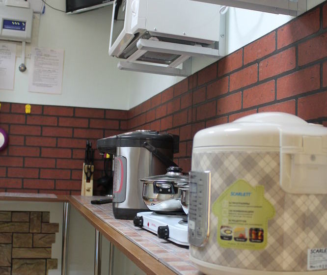 Hostel Mobi House Na Leninskoy 6