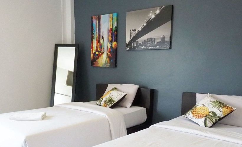 Hostel The Color Express Hotel 2