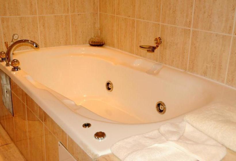 Hotel Hoyohoyo Chartwell Lodge 12