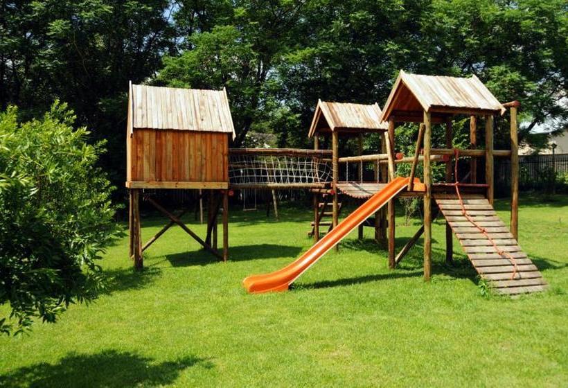 Hotel Hoyohoyo Chartwell Lodge 9