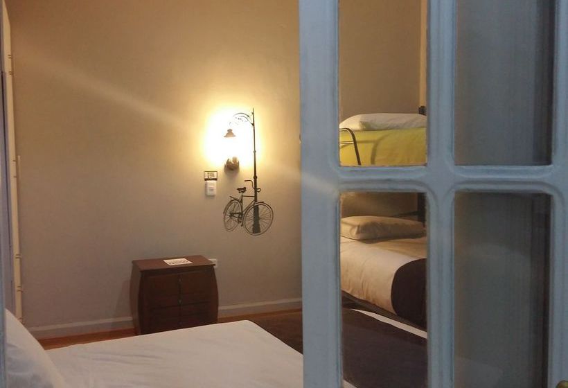 Hotel Oyo Rooms Sikanderpur Metro 18