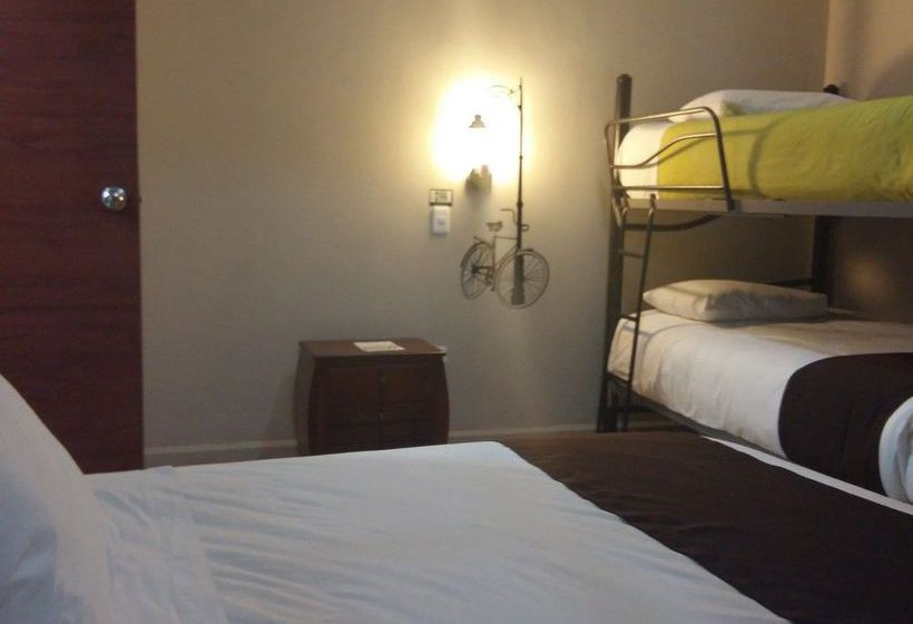 Hotel Oyo Rooms Sikanderpur Metro 8