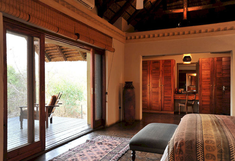 Hotel Waterbuck Game Lodge 1