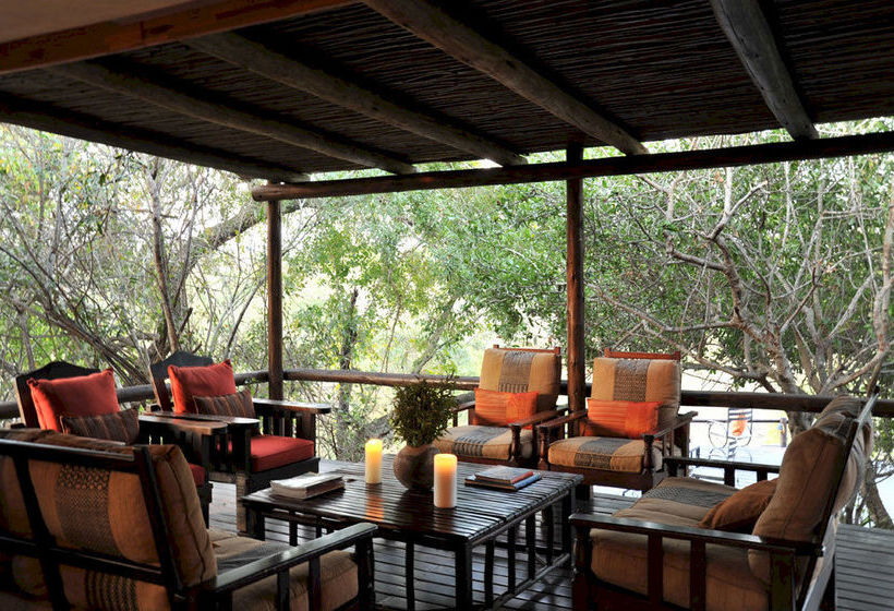 Hotel Waterbuck Game Lodge 13