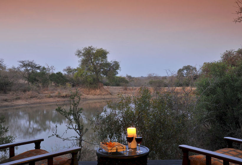 Hotel Waterbuck Game Lodge 17