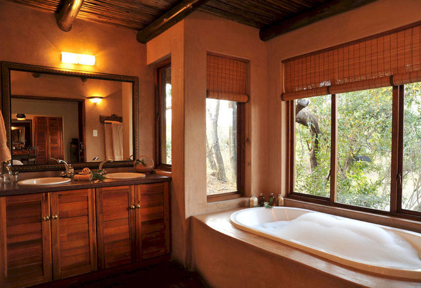 Hotel Waterbuck Game Lodge 4