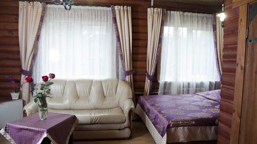 Petrov Dvor Hotel 12