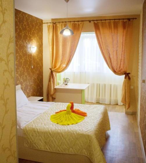 Art Plaza Hotel Tomsk 1