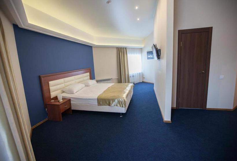 Hotel Khoroshie Lyudi 9