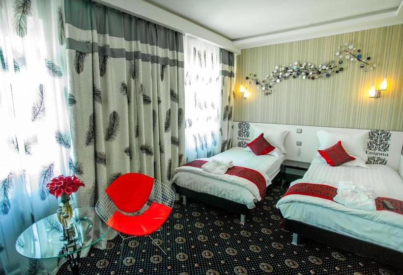 Hotel Enigma 11