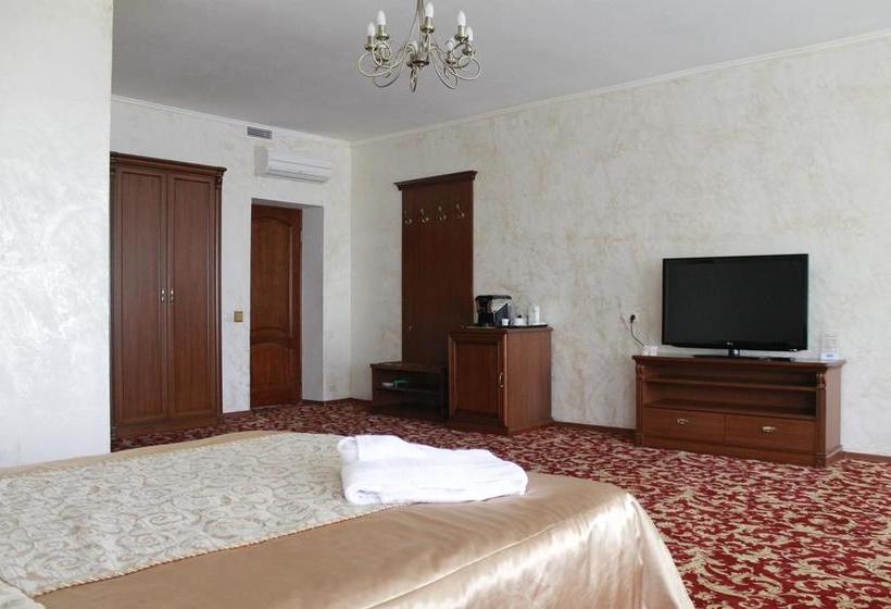 Hotel Complex Versailles 12