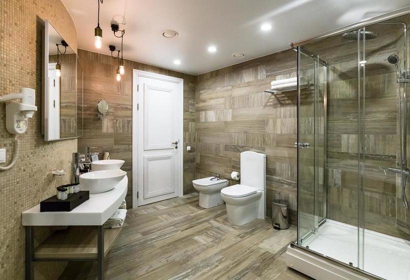 Grand Hotel Prestige 20