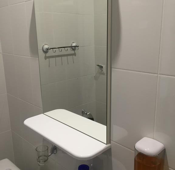 Hotel Berison Kamala 13