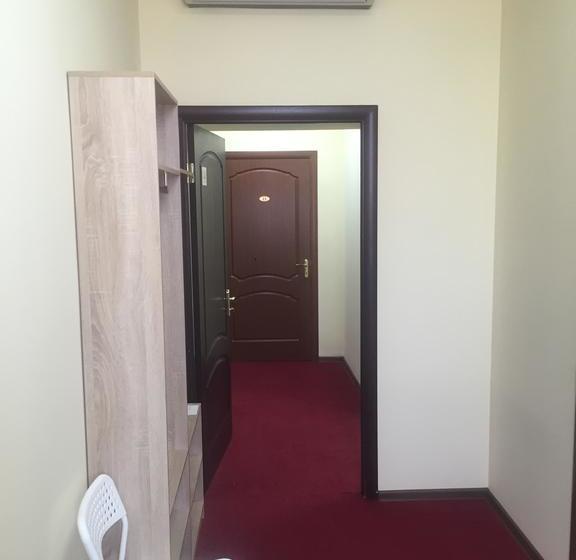 Hotel Berison Kamala 3