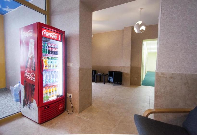 Hotel Berison Kamala 5