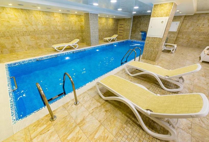 Reston Hotel & Spa 1