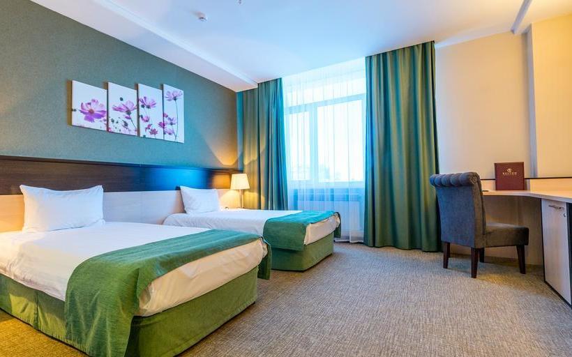 Reston Hotel & Spa 3