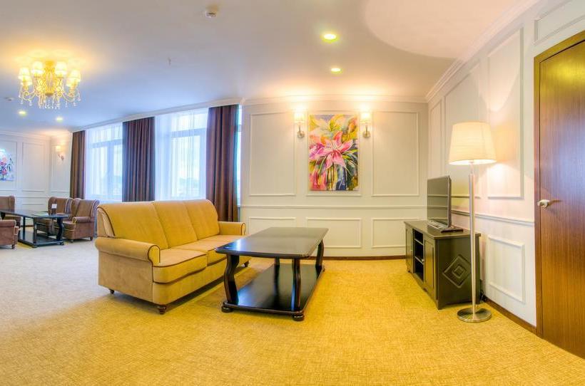 Reston Hotel & Spa 8