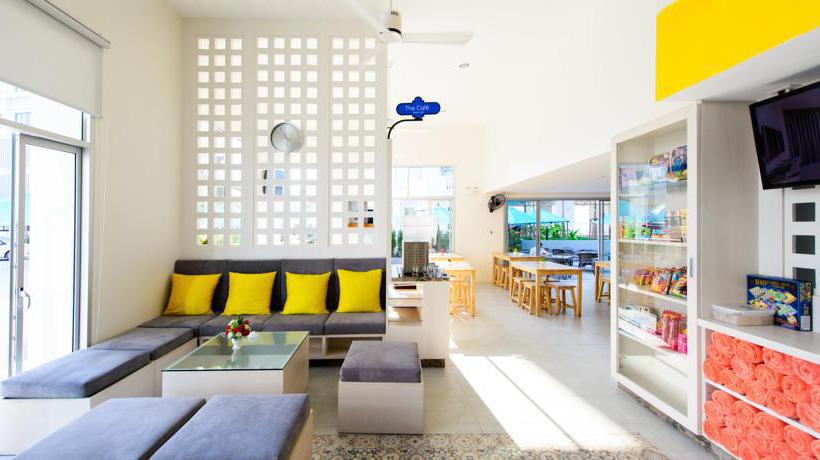 Hotel Recenta Phuket Suanluang 10