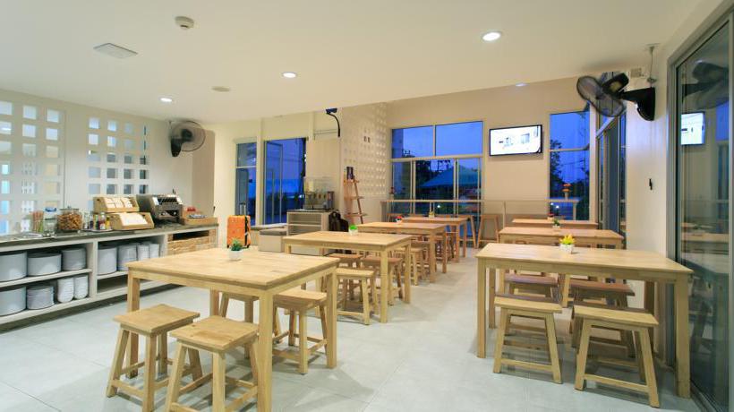 Hotel Recenta Phuket Suanluang 9