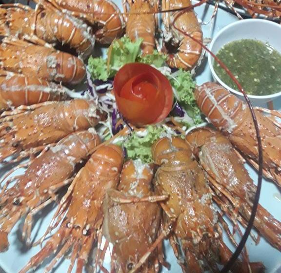 Jj Beach Resort & Jj Seafood 5