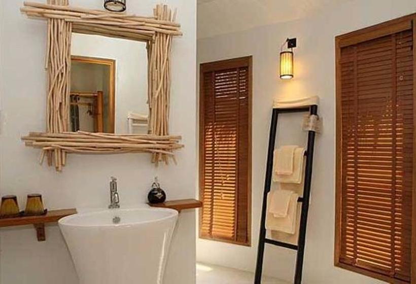 The Blue Sky Resort @ Koh Payam 11