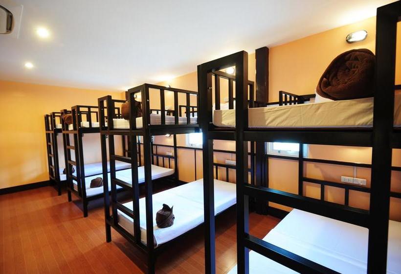 Slinky Hostel Tonsai Krabi