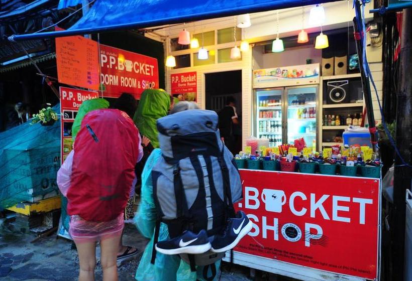 Phi Phi Bucket Hostel 20