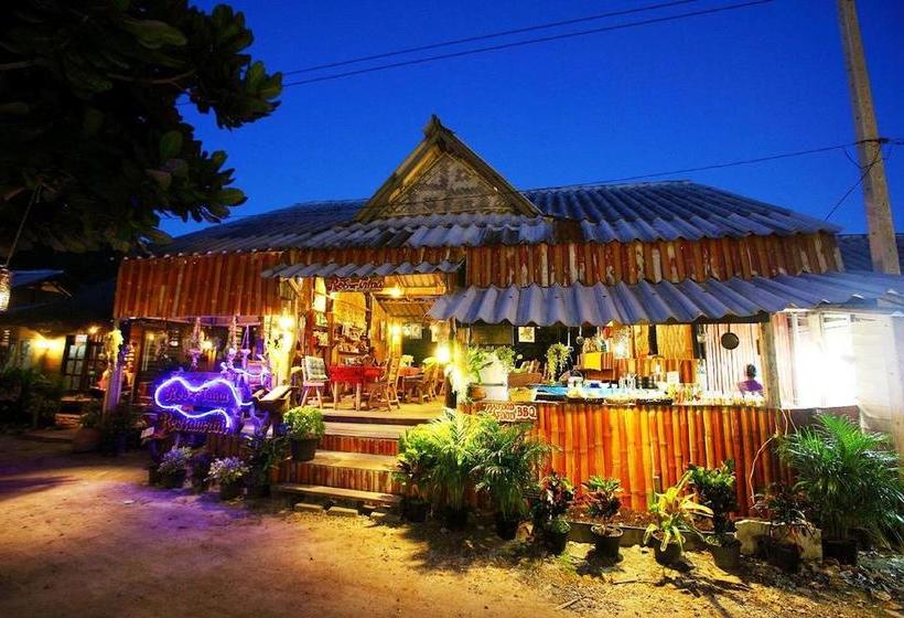 Resort Pp Red Tuna Hut 3