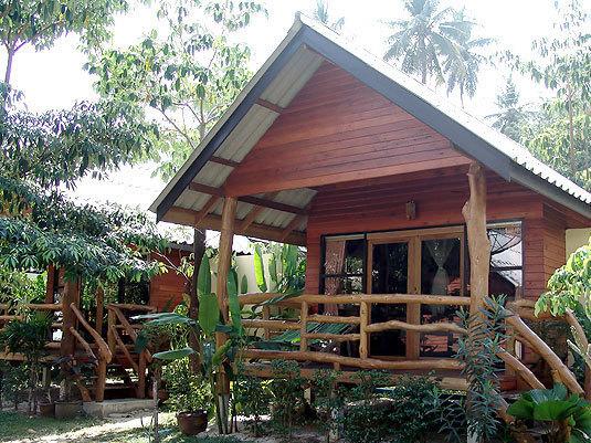 Thiwson Beach Resort 16