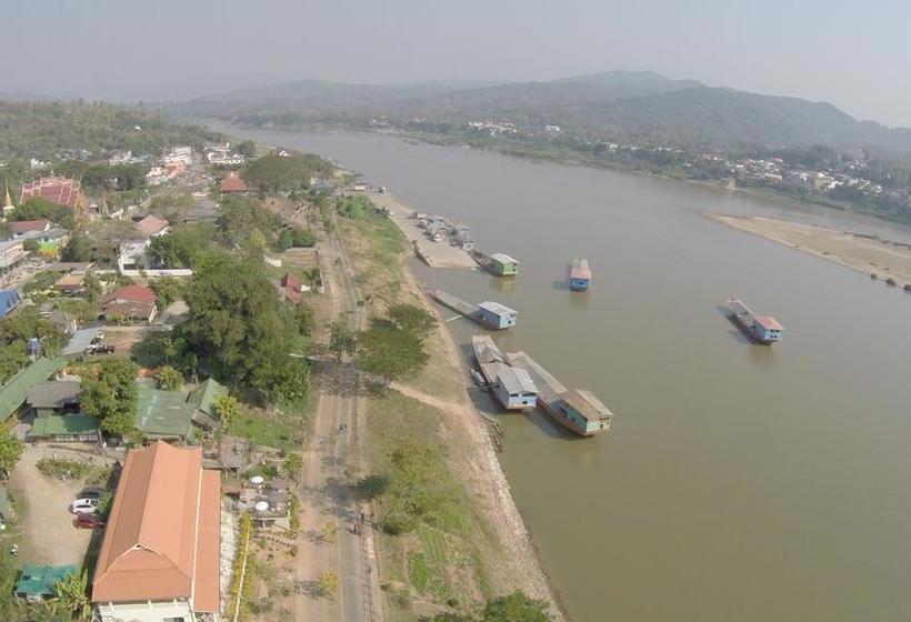 Hotel Day Waterfront 14