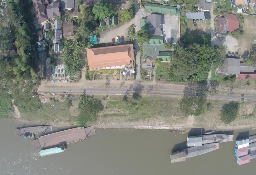 Hotel Day Waterfront 16