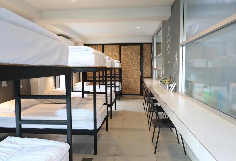 Sleeping Well Hostel Chiangkhong 17