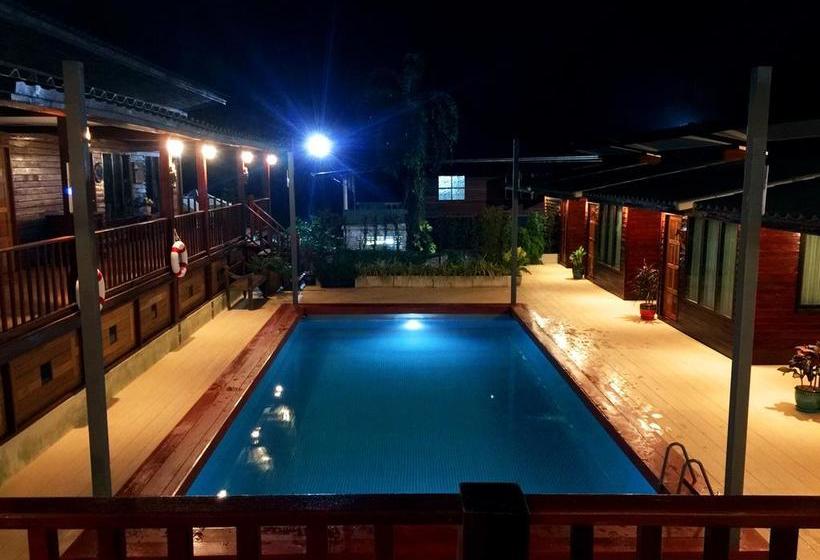 Resort Chuchaiburi Sri Amphawa 6