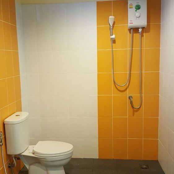 Hotel Juntima Place At Amphawa 11