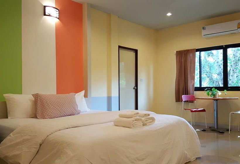 Hotel Juntima Place At Amphawa 20