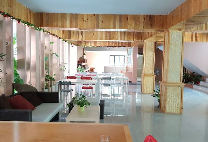 Hotel Juntima Place At Amphawa 4