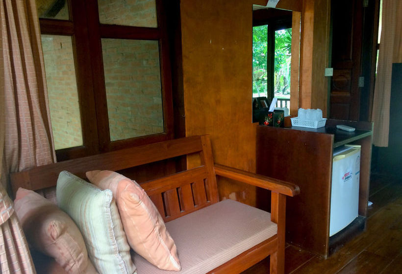 Ruen Namyen Resort 14