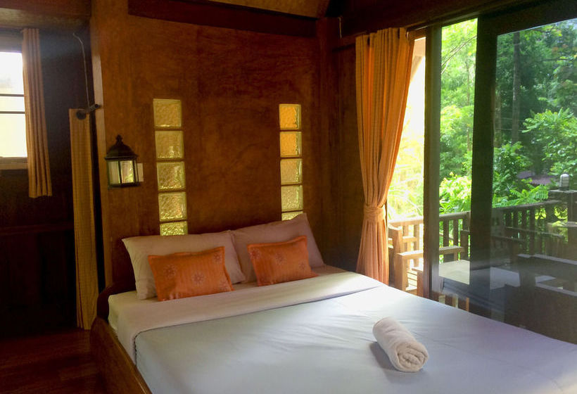 Ruen Namyen Resort 15