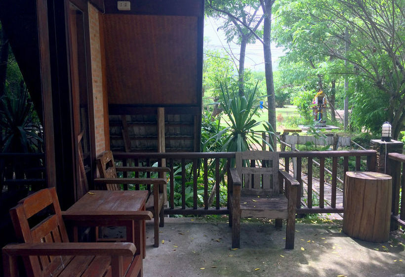 Ruen Namyen Resort 19