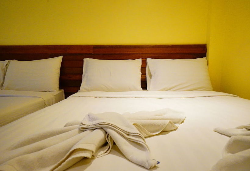 Hotel Apple Beachfront Resort 10