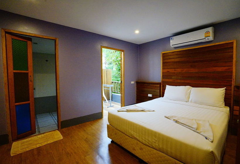 Hotel Apple Beachfront Resort 11