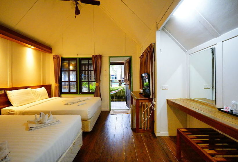 Hotel Apple Beachfront Resort 14